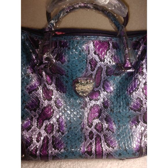 Kathy Van Zeeland Large Travel Tote - Picture 2 of 9